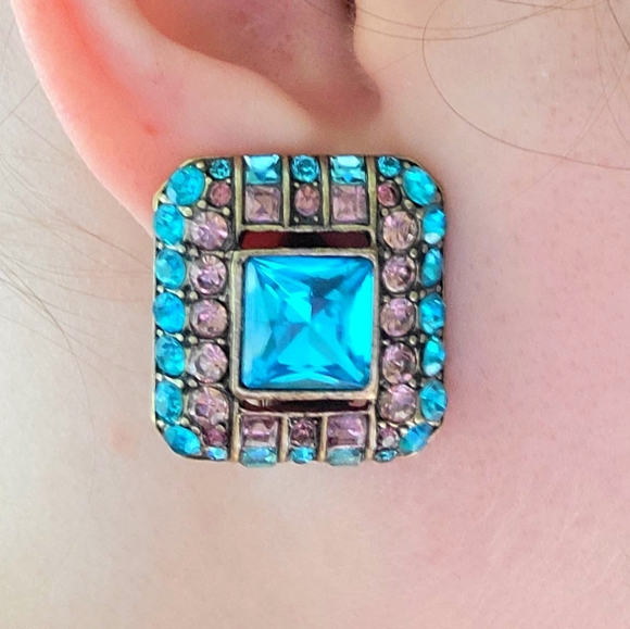 Heidi Daus Blue Topaz+Amethyst Swarovski Crystal Oversized Square Clip Earrings - Picture 11 of 13